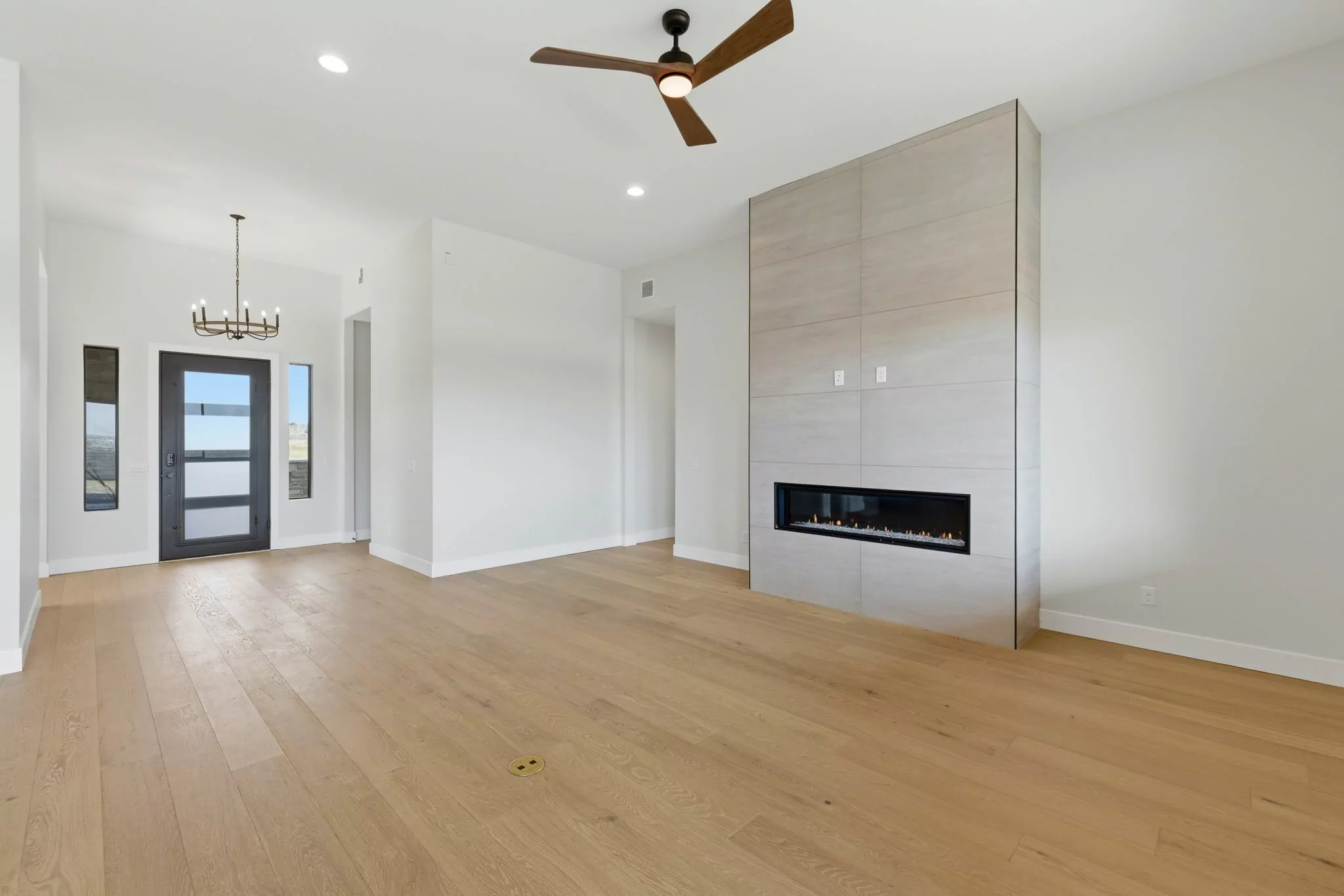 Plan 2585 — Homesite 362 photo 2