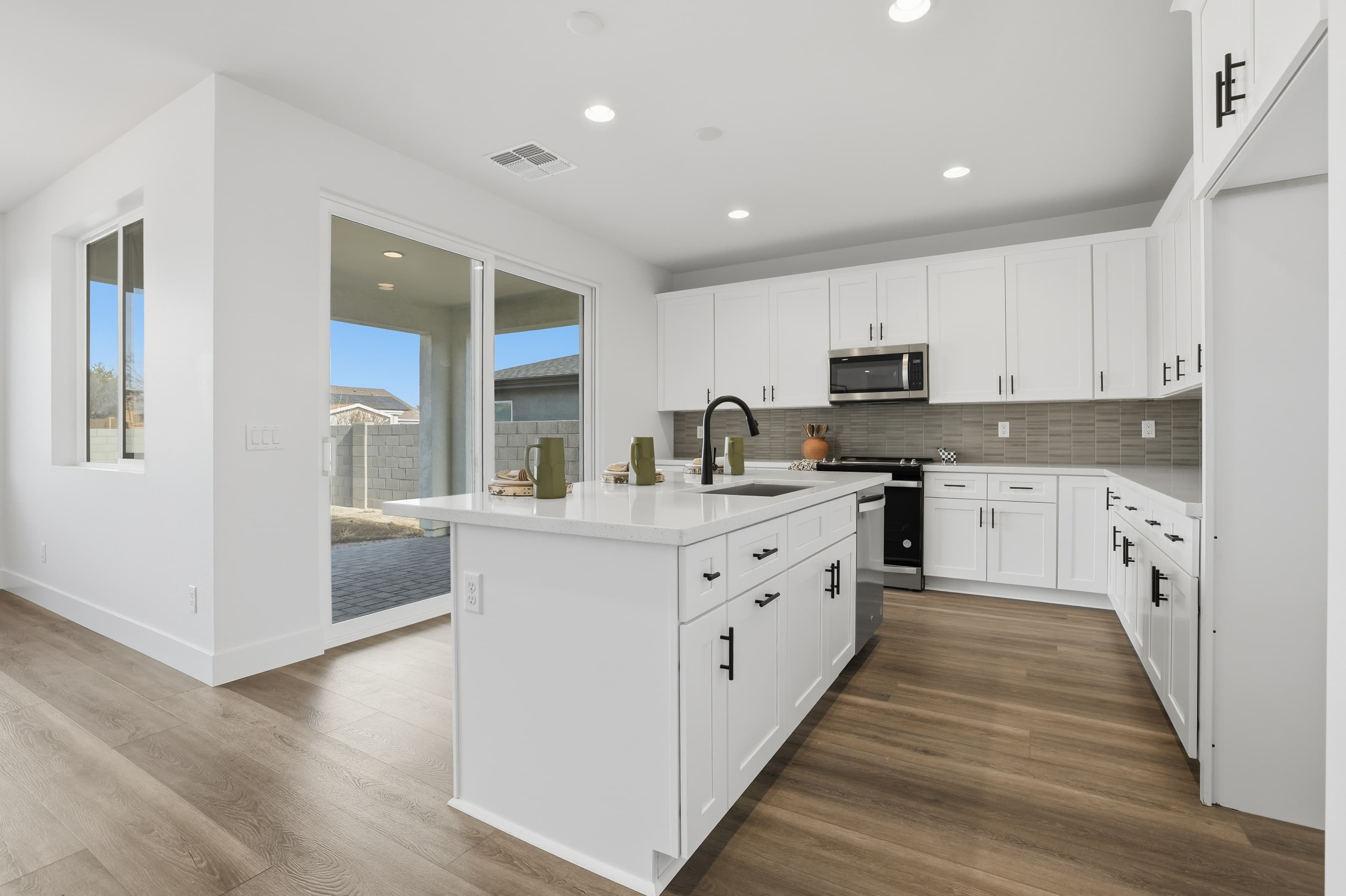 Plan 1846 — Homesite 18 exterior